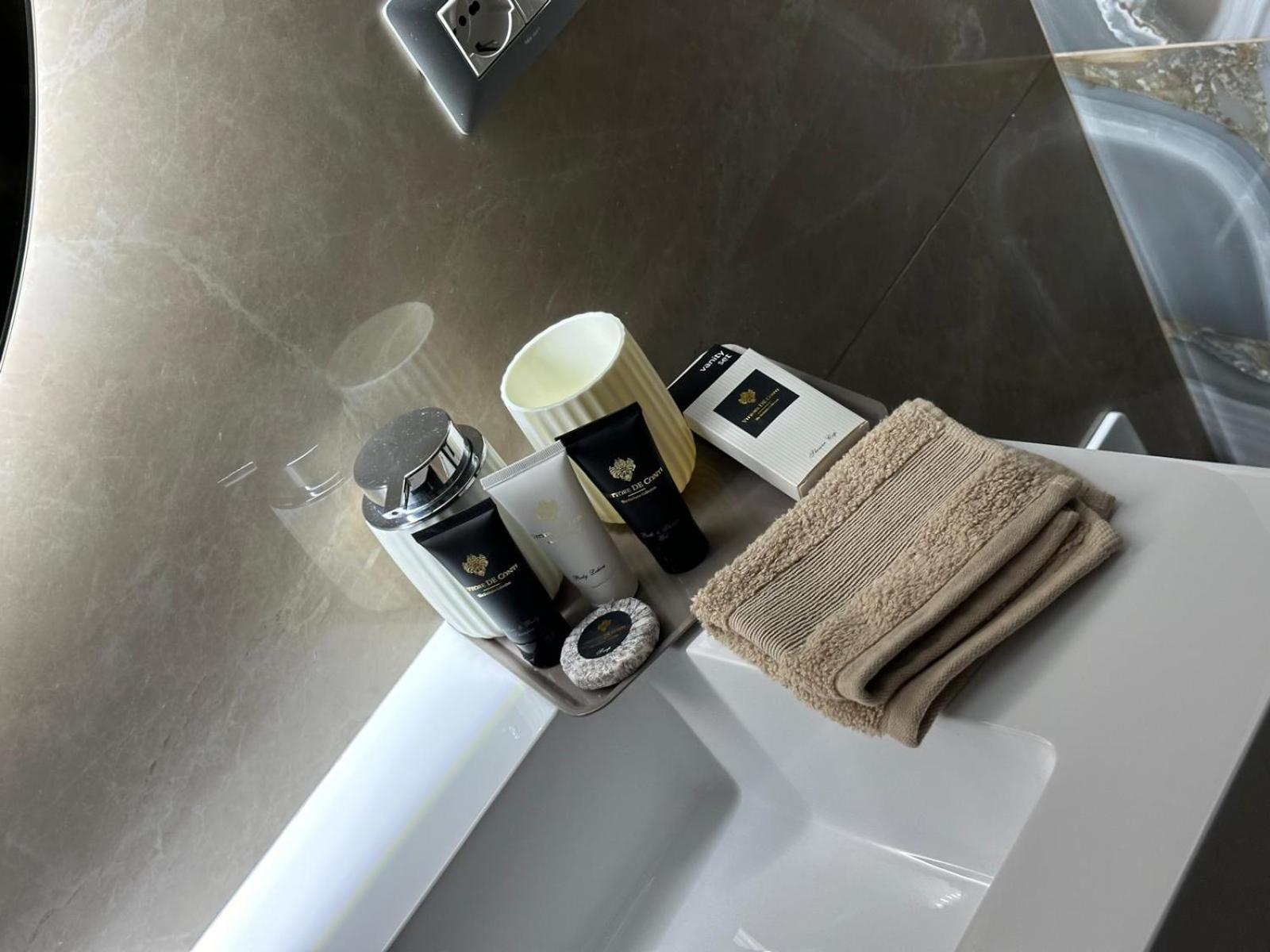 Deda & Fove Hotel Napoli Eksteriør billede